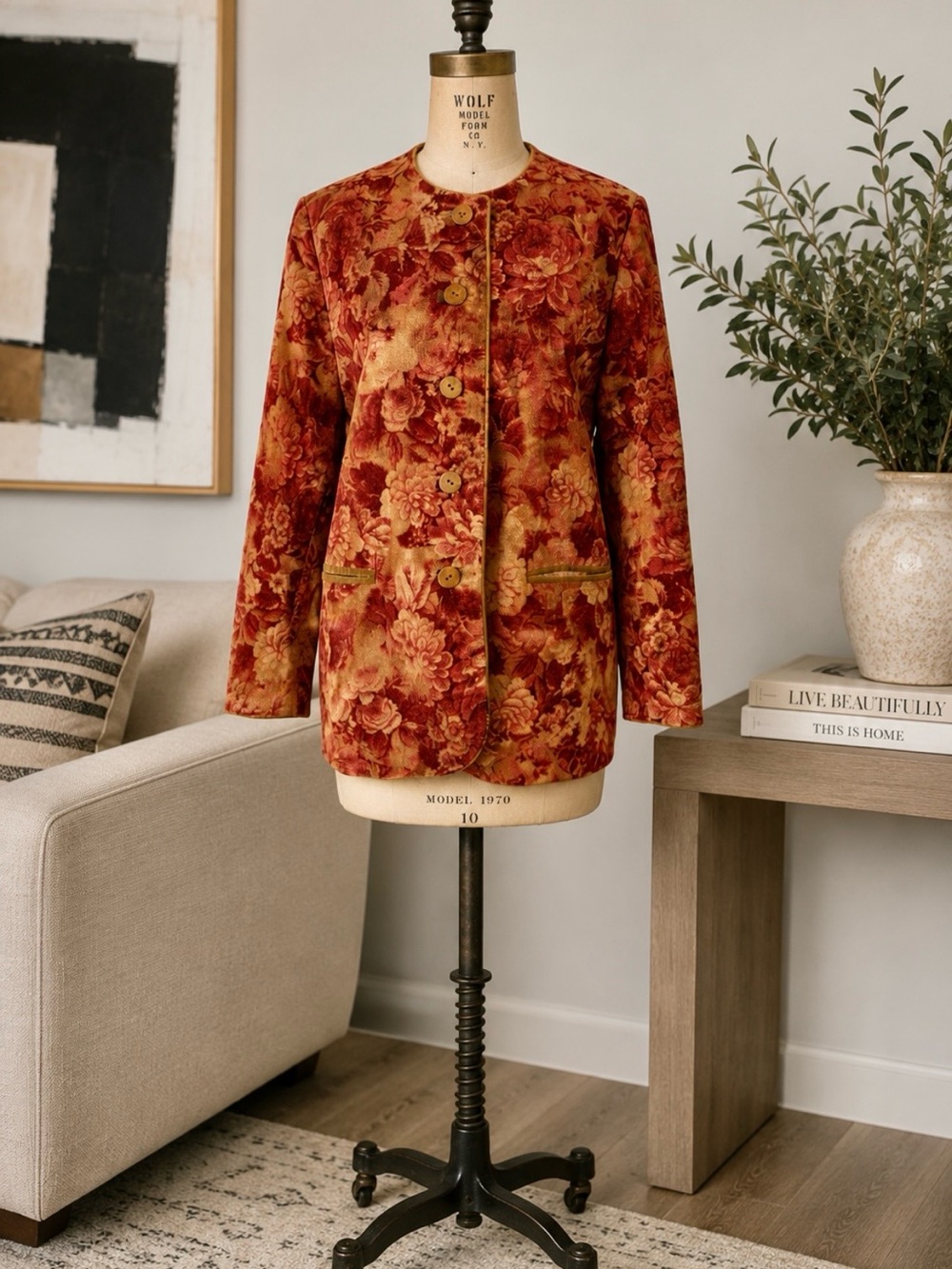 VINTAGE 70s/80s Hand Tailored Oversized Floral Corduroy Jacket - EU44